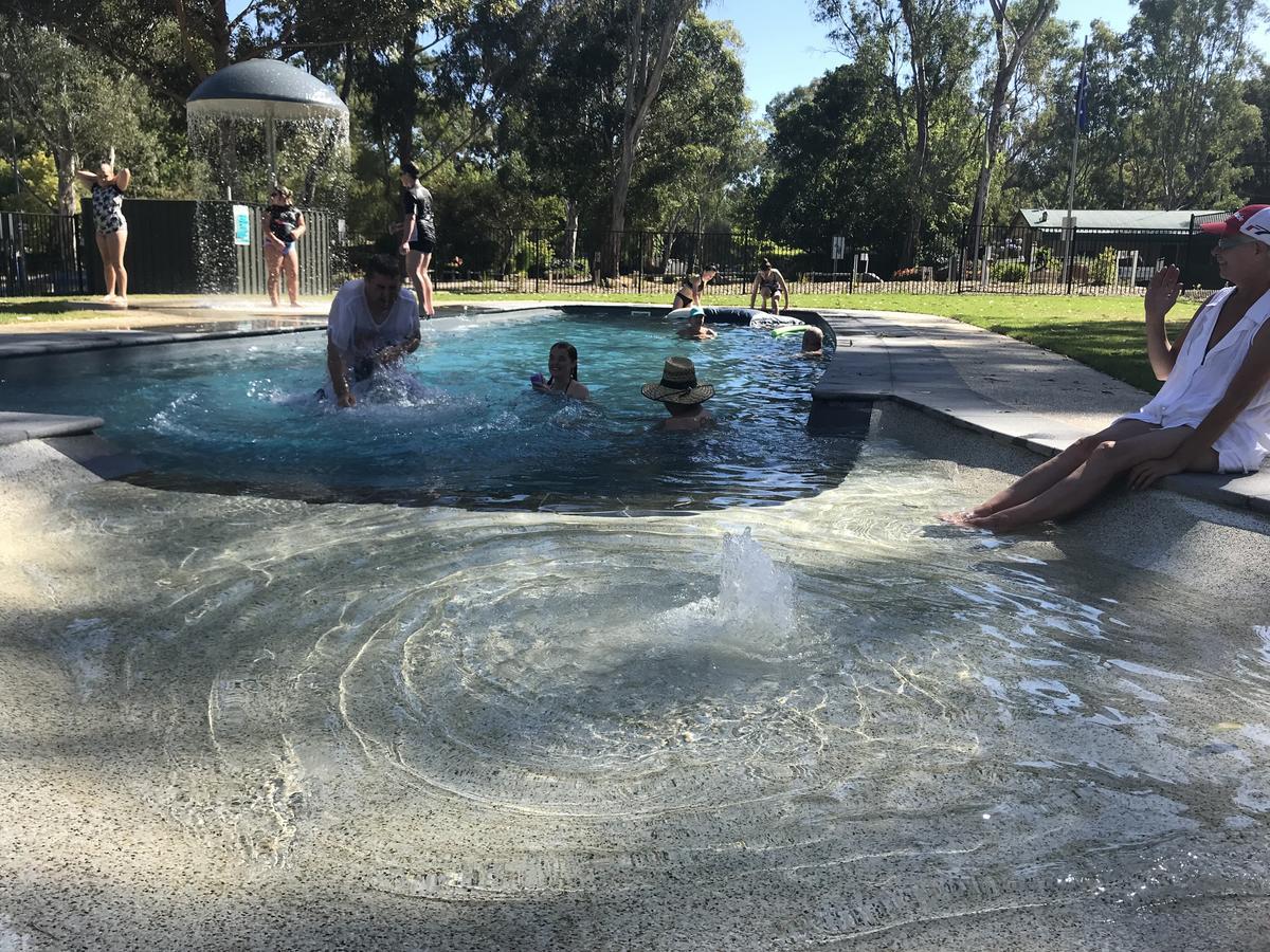 Eildon Pondage Holiday Park Dış mekan fotoğraf